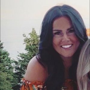 Meet your Posher, Alana